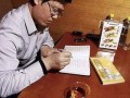 娱乐圈爆料第一人卓伟,娱乐圈爆料第一人，揭秘明星幕后故事